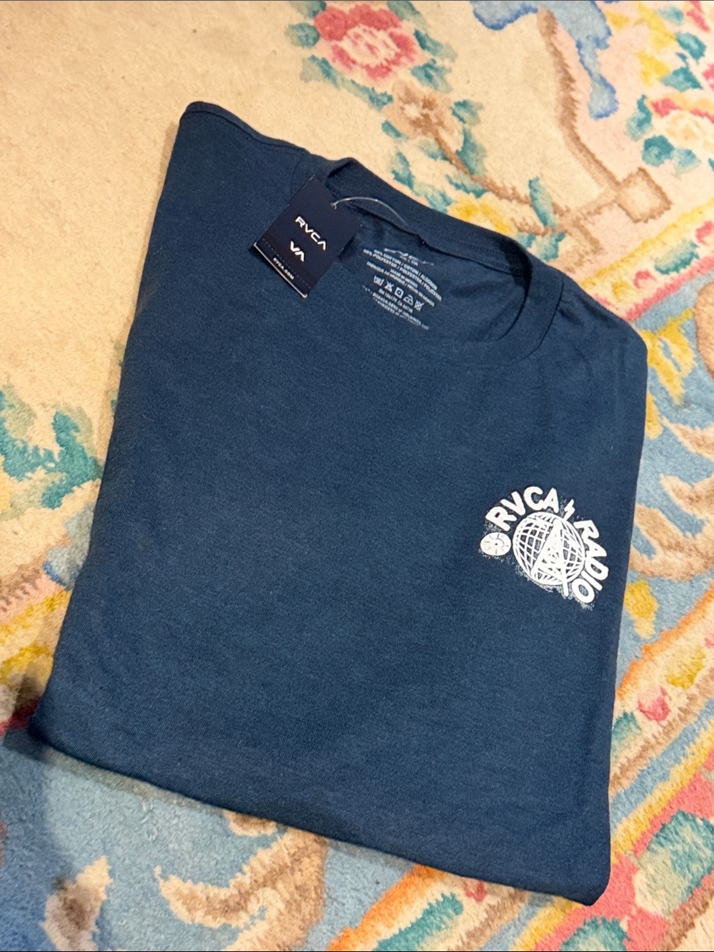 Brand New with tags ~ RVCA Navy Blue Short Sleeve Logo Tee ~ RVCA RADIO
